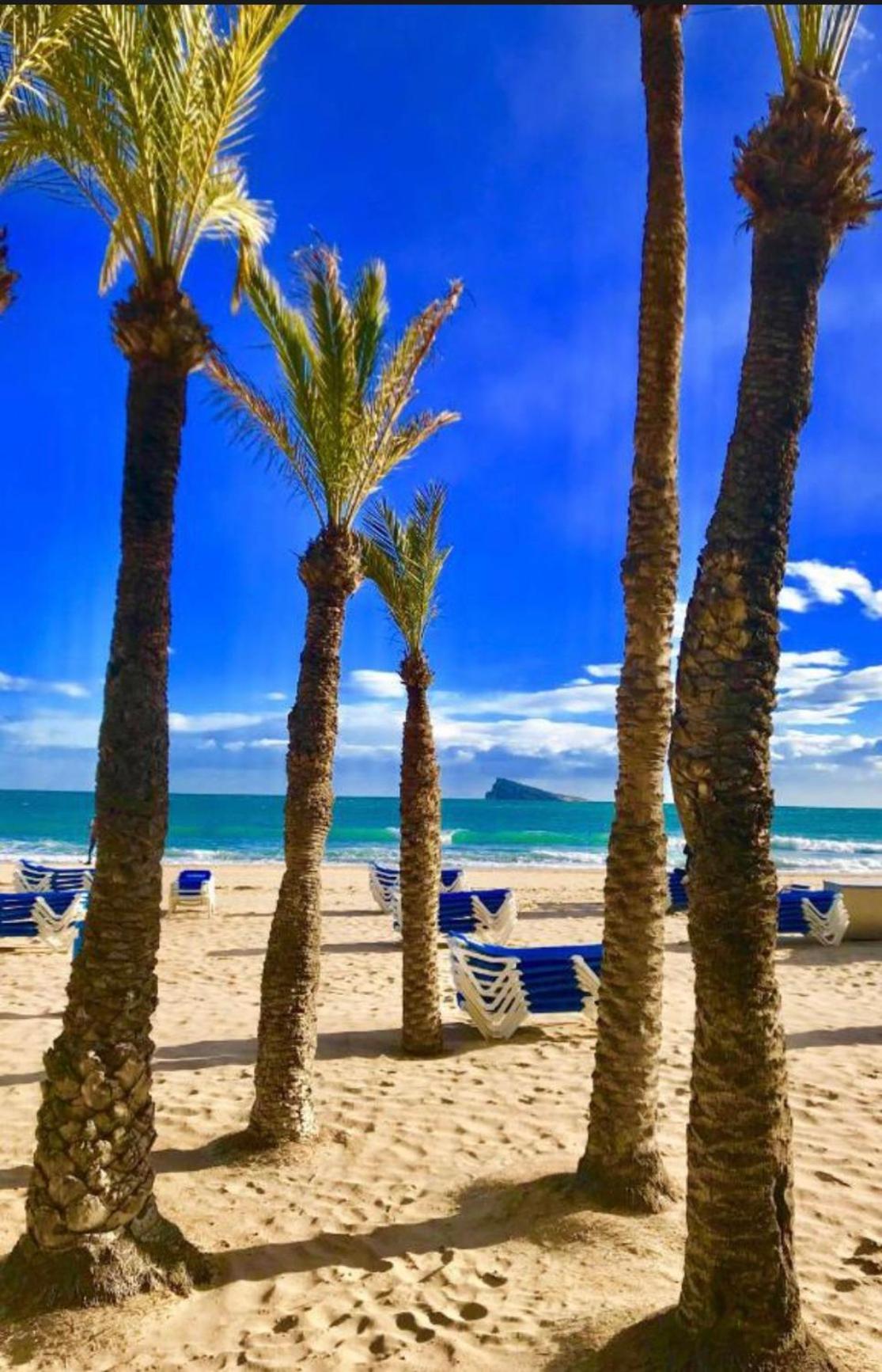 Apartament California En Benidorm, 1 Min Playa Levante, Wi-fi, Ac Y Parking *